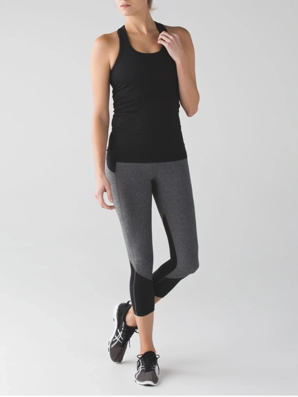 Lululemon Black Swiftly Racerback Athletic Tank Top, size 6